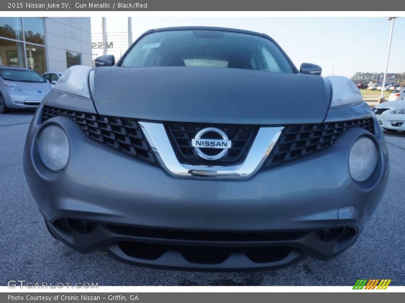 Gun Metallic / Black/Red 2015 Nissan Juke SV