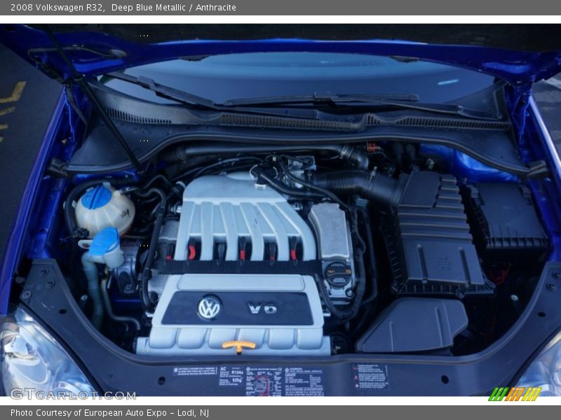 Deep Blue Metallic / Anthracite 2008 Volkswagen R32