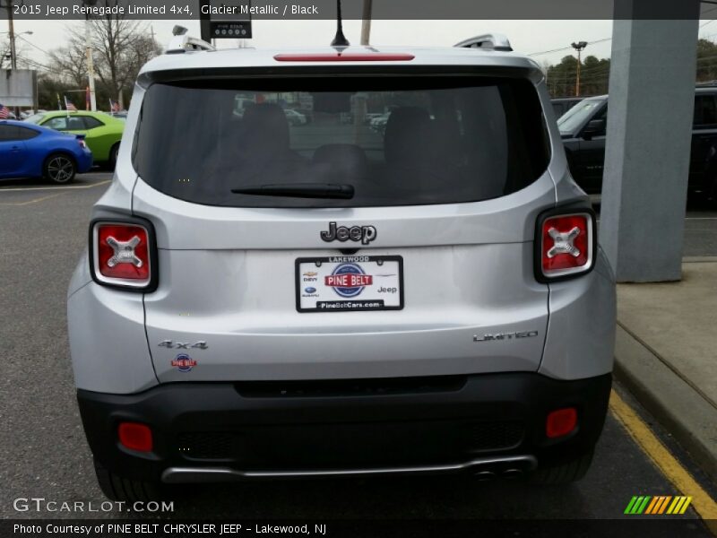 Glacier Metallic / Black 2015 Jeep Renegade Limited 4x4