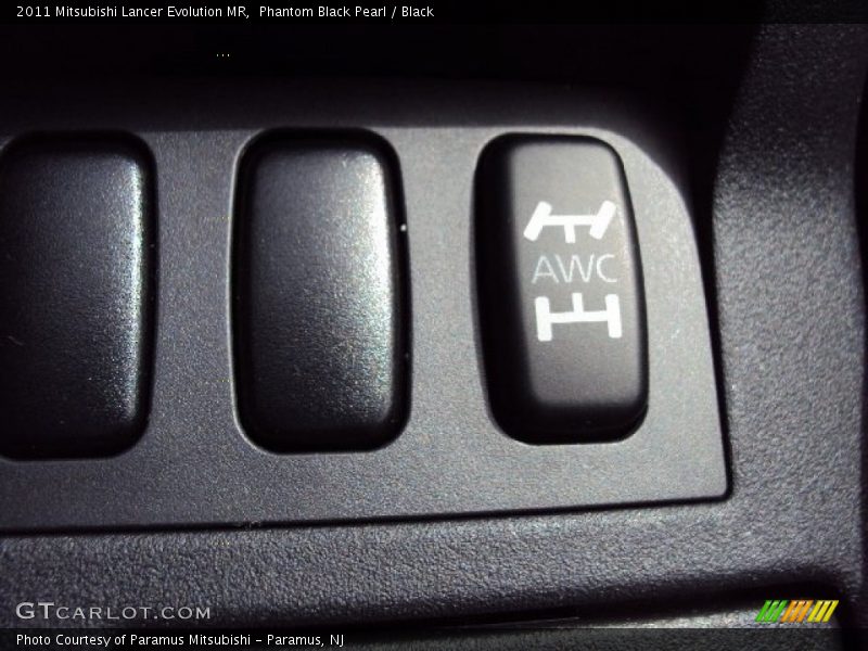Phantom Black Pearl / Black 2011 Mitsubishi Lancer Evolution MR