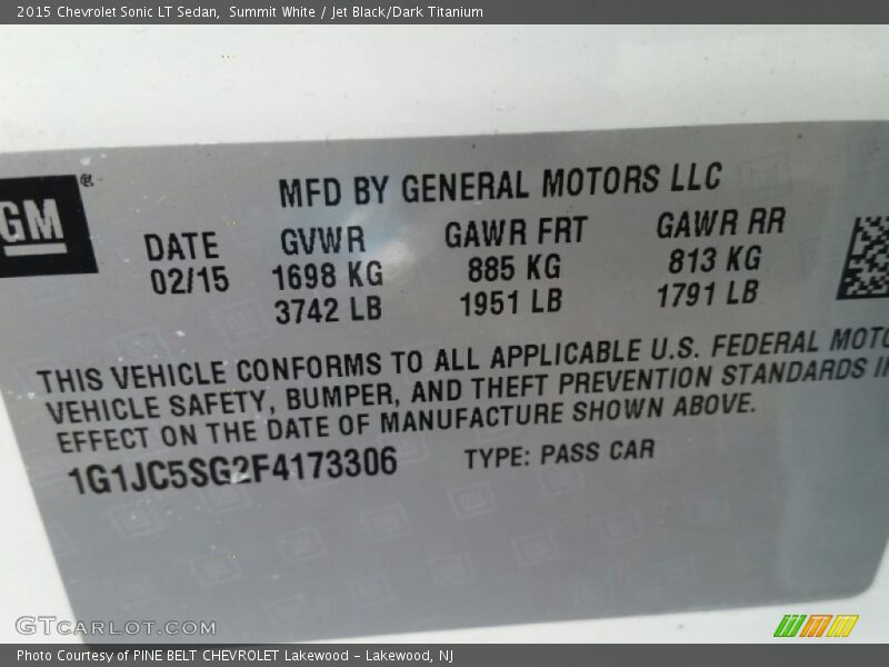 Summit White / Jet Black/Dark Titanium 2015 Chevrolet Sonic LT Sedan
