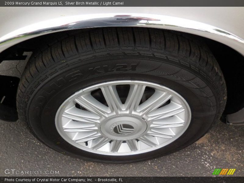Silver Birch Metallic / Light Camel 2009 Mercury Grand Marquis LS