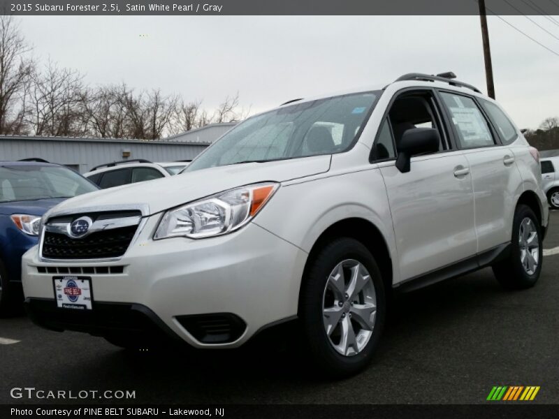 Satin White Pearl / Gray 2015 Subaru Forester 2.5i