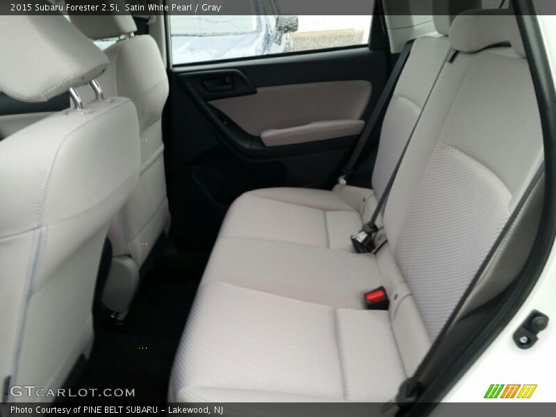 Satin White Pearl / Gray 2015 Subaru Forester 2.5i