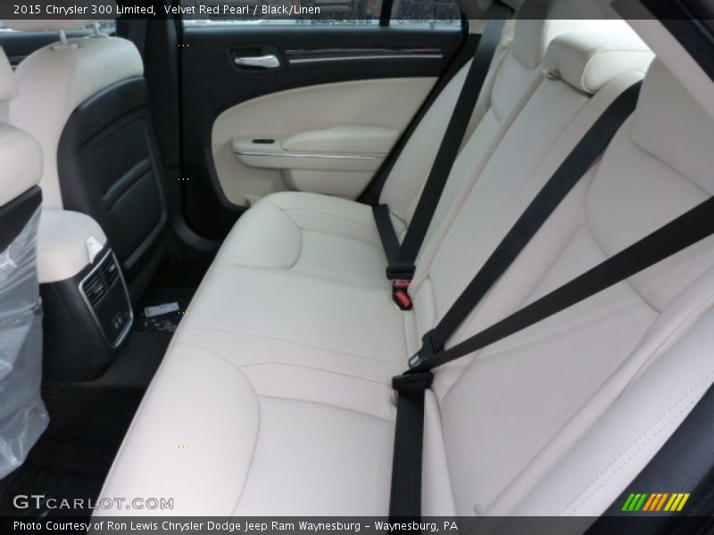 Velvet Red Pearl / Black/Linen 2015 Chrysler 300 Limited