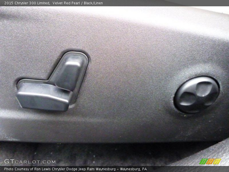 Velvet Red Pearl / Black/Linen 2015 Chrysler 300 Limited