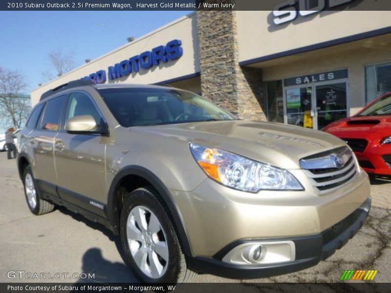 Harvest Gold Metallic / Warm Ivory 2010 Subaru Outback 2.5i Premium Wagon