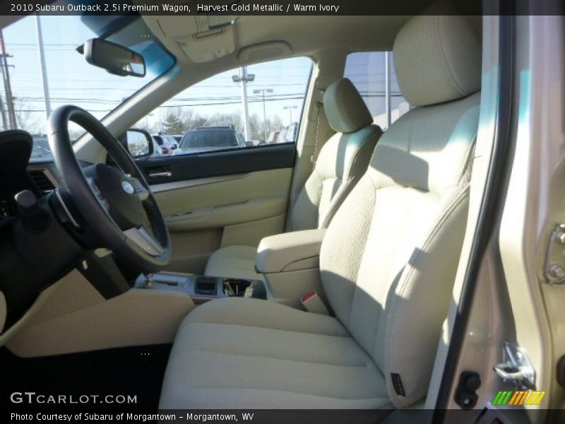 Harvest Gold Metallic / Warm Ivory 2010 Subaru Outback 2.5i Premium Wagon