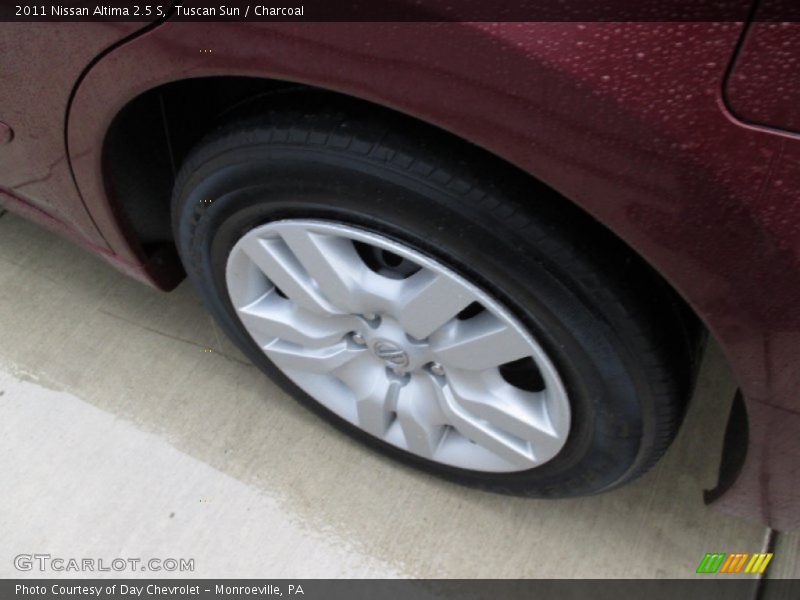 Tuscan Sun / Charcoal 2011 Nissan Altima 2.5 S