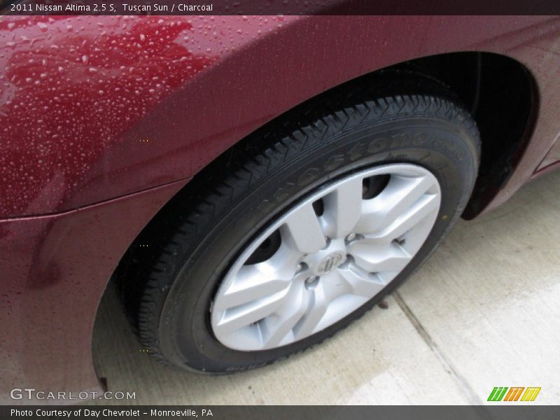 Tuscan Sun / Charcoal 2011 Nissan Altima 2.5 S