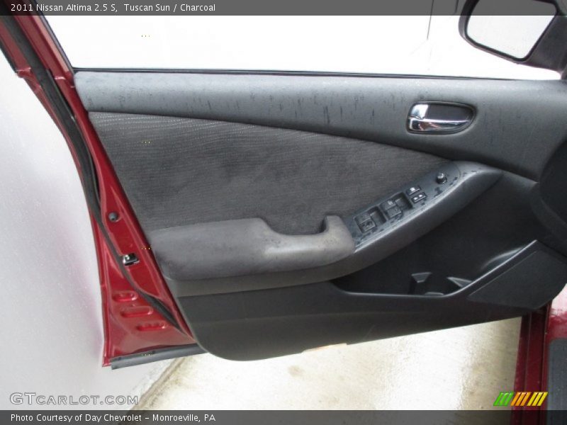 Tuscan Sun / Charcoal 2011 Nissan Altima 2.5 S