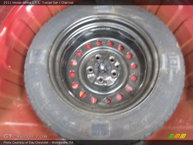 Tuscan Sun / Charcoal 2011 Nissan Altima 2.5 S