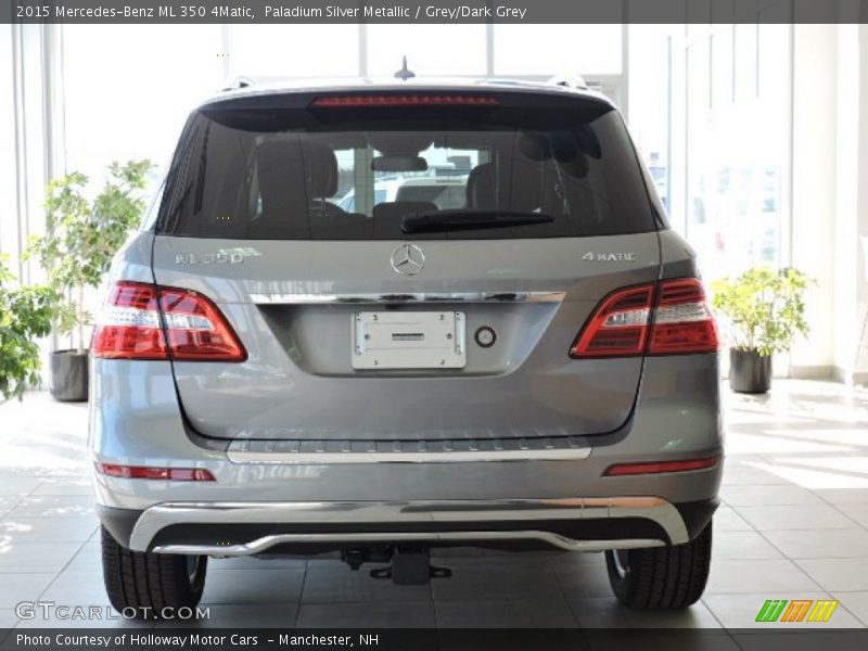 Paladium Silver Metallic / Grey/Dark Grey 2015 Mercedes-Benz ML 350 4Matic