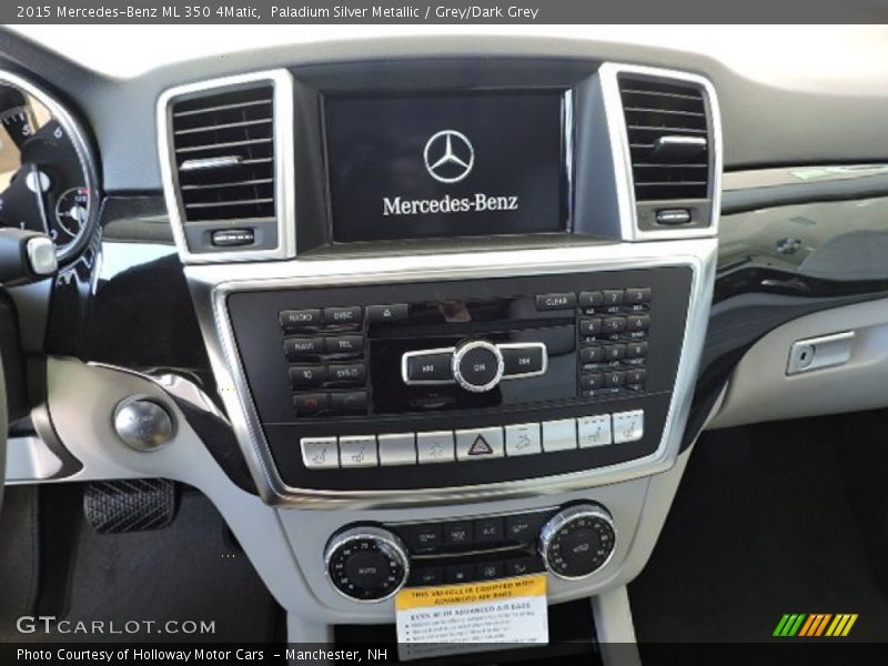 Paladium Silver Metallic / Grey/Dark Grey 2015 Mercedes-Benz ML 350 4Matic