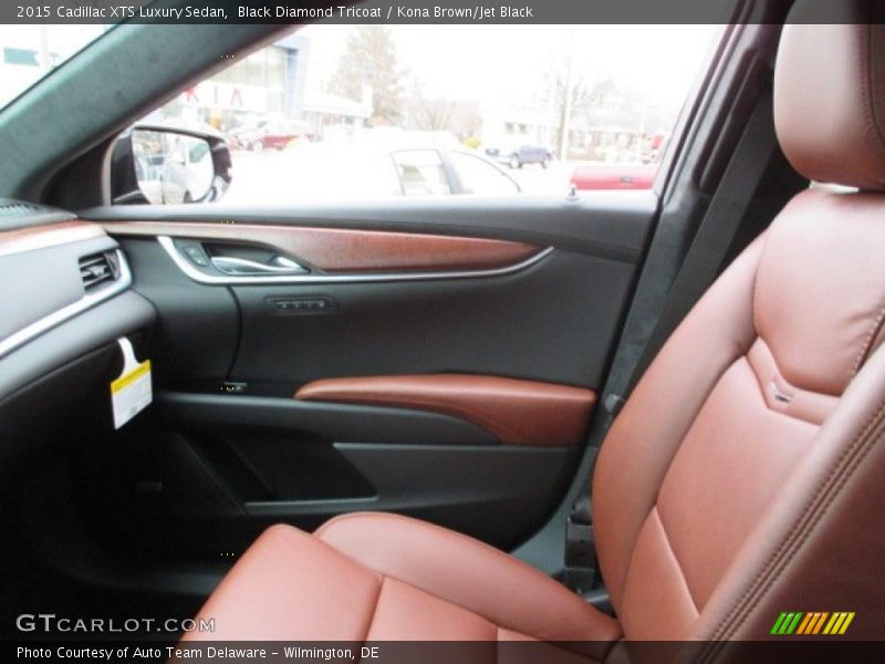 Black Diamond Tricoat / Kona Brown/Jet Black 2015 Cadillac XTS Luxury Sedan