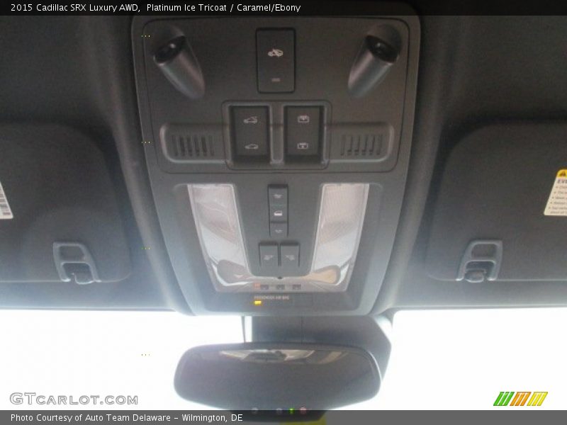 Platinum Ice Tricoat / Caramel/Ebony 2015 Cadillac SRX Luxury AWD
