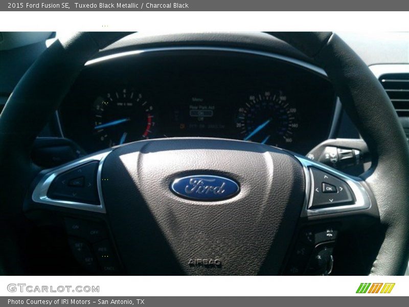 Tuxedo Black Metallic / Charcoal Black 2015 Ford Fusion SE