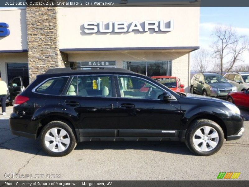 Crystal Black Silica / Warm Ivory 2012 Subaru Outback 2.5i
