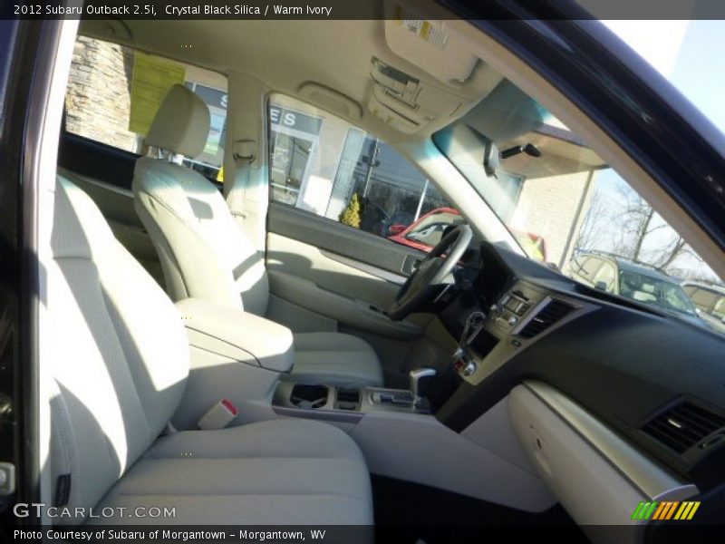 Crystal Black Silica / Warm Ivory 2012 Subaru Outback 2.5i