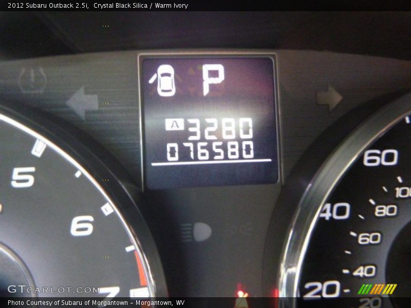 Crystal Black Silica / Warm Ivory 2012 Subaru Outback 2.5i