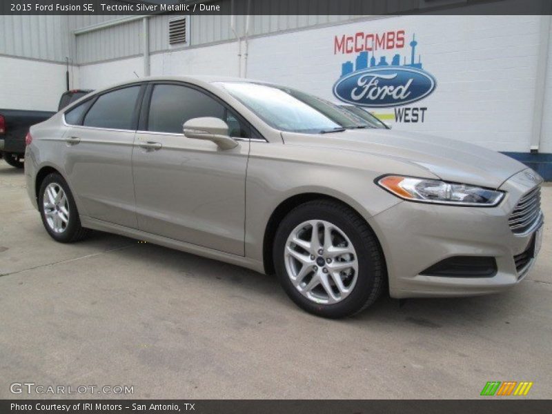 Tectonic Silver Metallic / Dune 2015 Ford Fusion SE