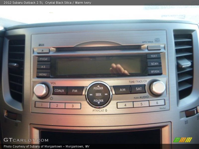 Crystal Black Silica / Warm Ivory 2012 Subaru Outback 2.5i