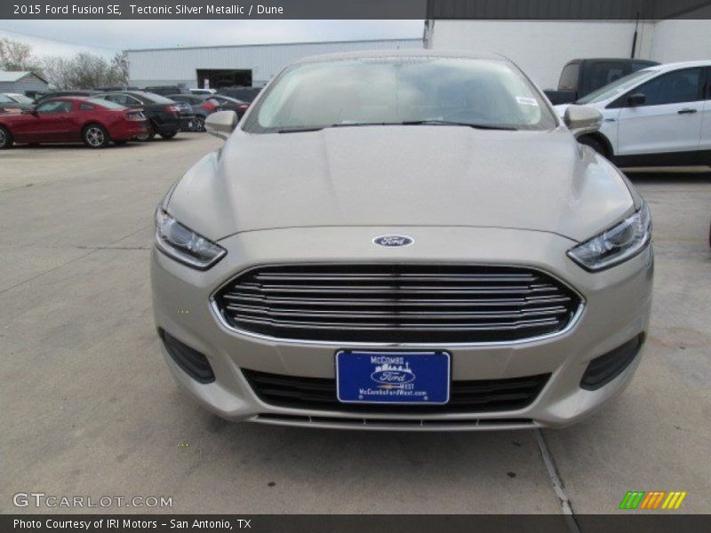 Tectonic Silver Metallic / Dune 2015 Ford Fusion SE