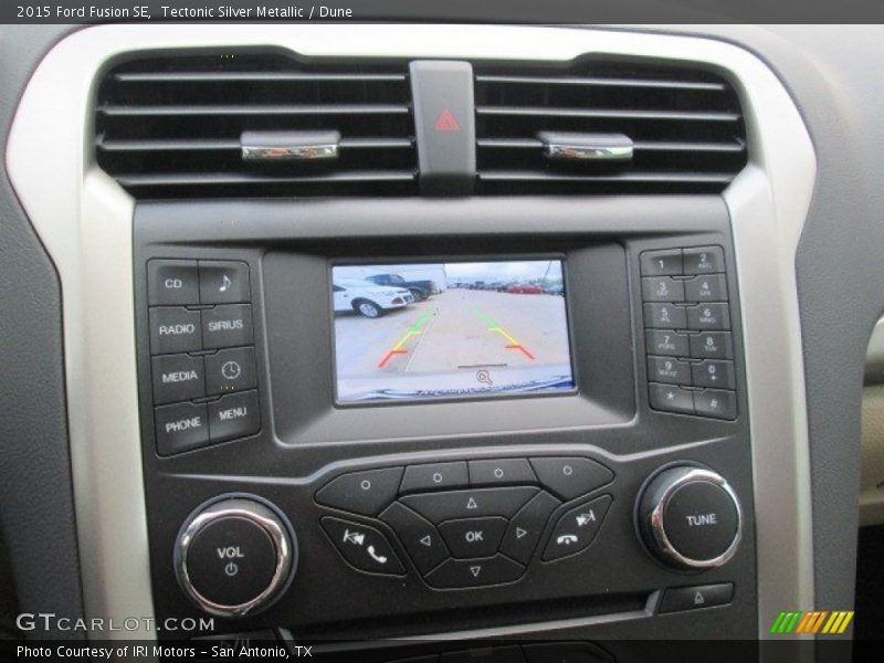 Tectonic Silver Metallic / Dune 2015 Ford Fusion SE