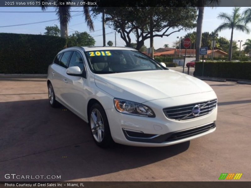 Ice White / Off-Black 2015 Volvo V60 T5 Drive-E