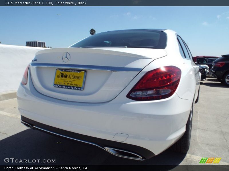 Polar White / Black 2015 Mercedes-Benz C 300