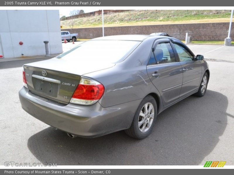 Phantom Gray Pearl / Gray 2005 Toyota Camry XLE V6