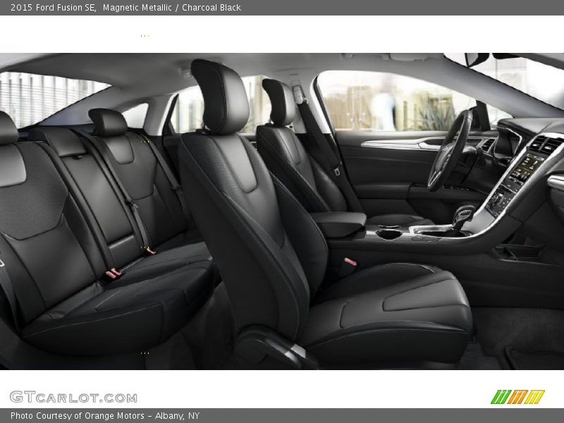 Magnetic Metallic / Charcoal Black 2015 Ford Fusion SE