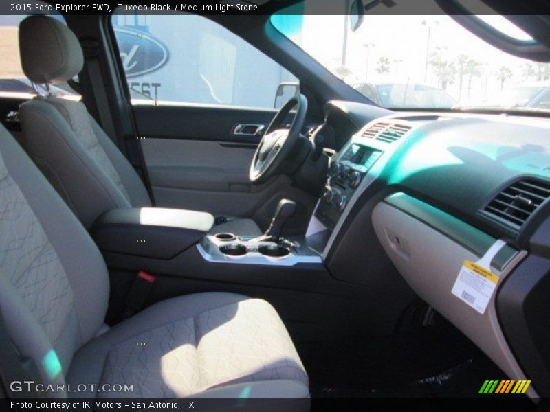 Tuxedo Black / Medium Light Stone 2015 Ford Explorer FWD