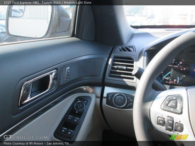 Tuxedo Black / Medium Light Stone 2015 Ford Explorer FWD
