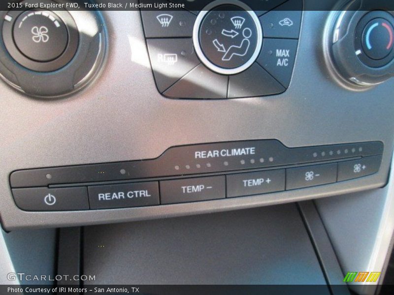 Tuxedo Black / Medium Light Stone 2015 Ford Explorer FWD