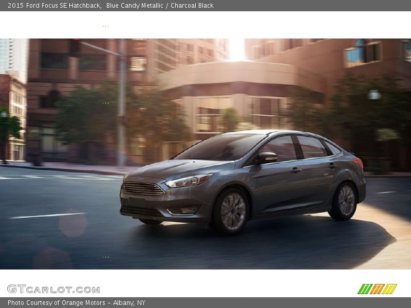 Blue Candy Metallic / Charcoal Black 2015 Ford Focus SE Hatchback