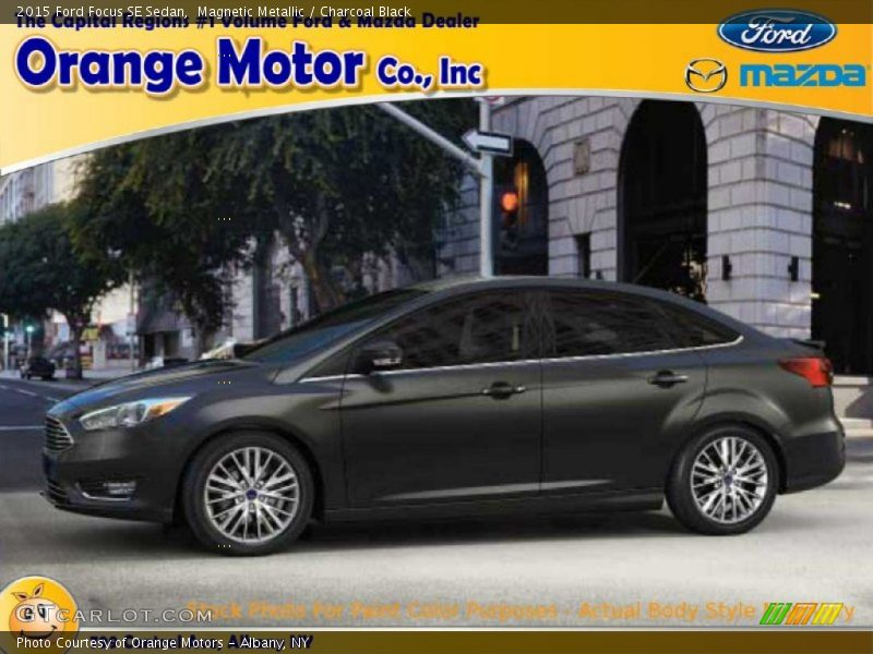 Magnetic Metallic / Charcoal Black 2015 Ford Focus SE Sedan