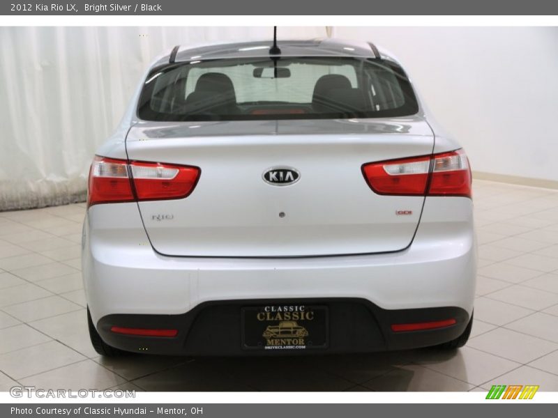 Bright Silver / Black 2012 Kia Rio LX