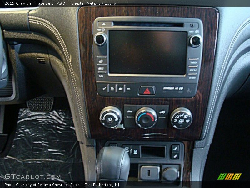 Tungsten Metallic / Ebony 2015 Chevrolet Traverse LT AWD