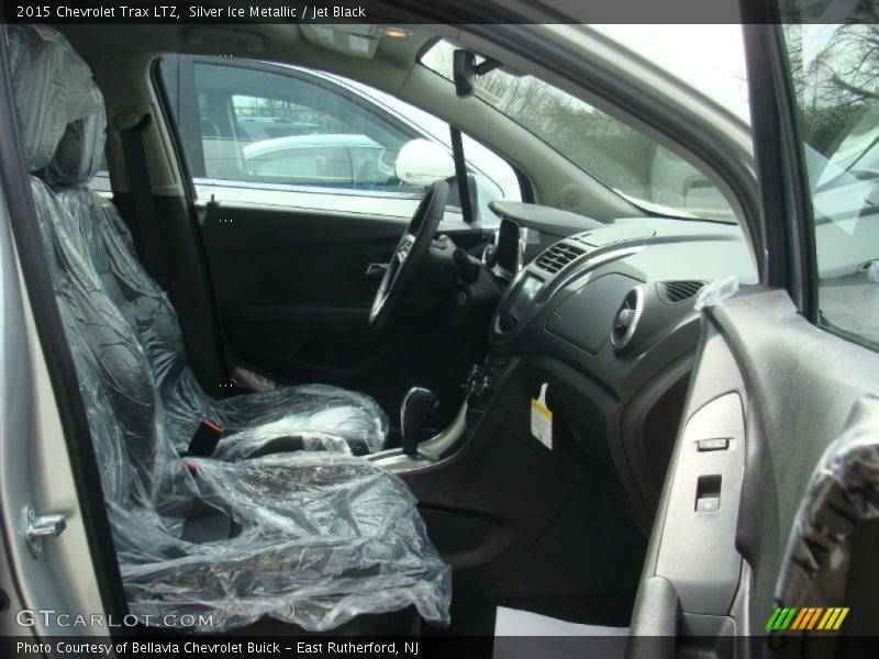 Silver Ice Metallic / Jet Black 2015 Chevrolet Trax LTZ