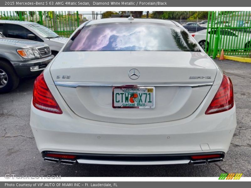 Diamond White Metallic / Porcelain/Black 2015 Mercedes-Benz S 63 AMG 4Matic Sedan