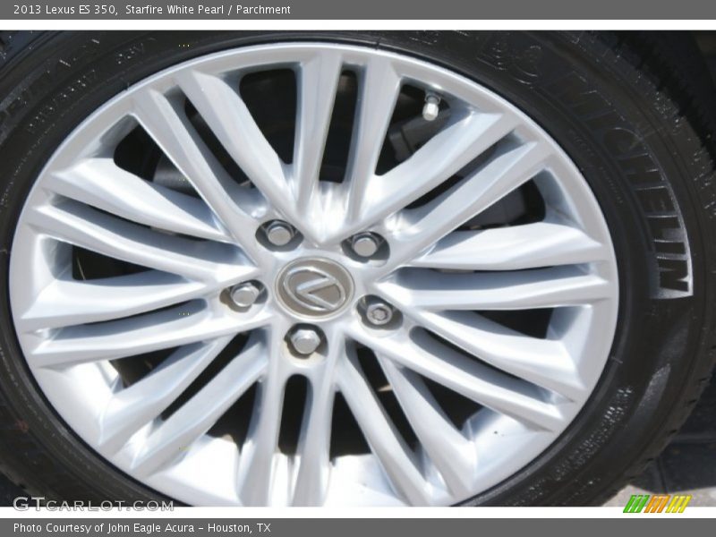 Starfire White Pearl / Parchment 2013 Lexus ES 350