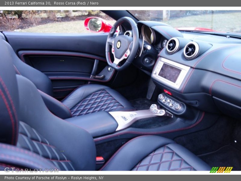  2013 California 30 Nero Interior