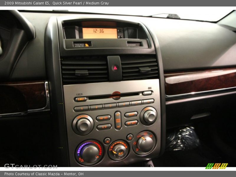 Quick Silver Pearl / Medium Gray 2009 Mitsubishi Galant ES