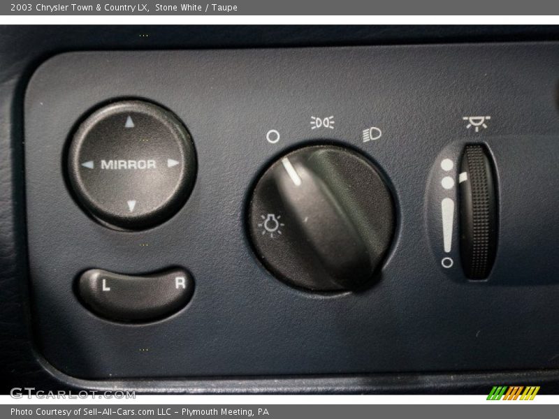 Stone White / Taupe 2003 Chrysler Town & Country LX