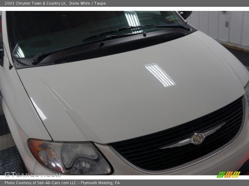 Stone White / Taupe 2003 Chrysler Town & Country LX