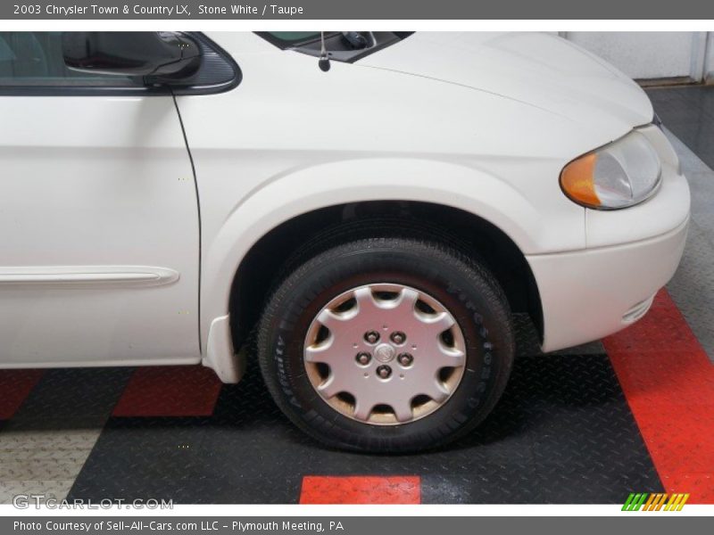 Stone White / Taupe 2003 Chrysler Town & Country LX