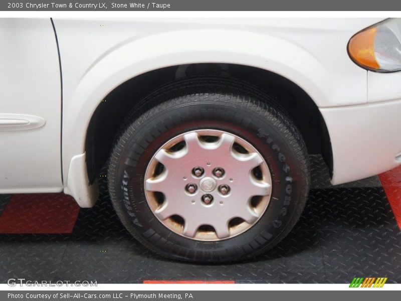 Stone White / Taupe 2003 Chrysler Town & Country LX