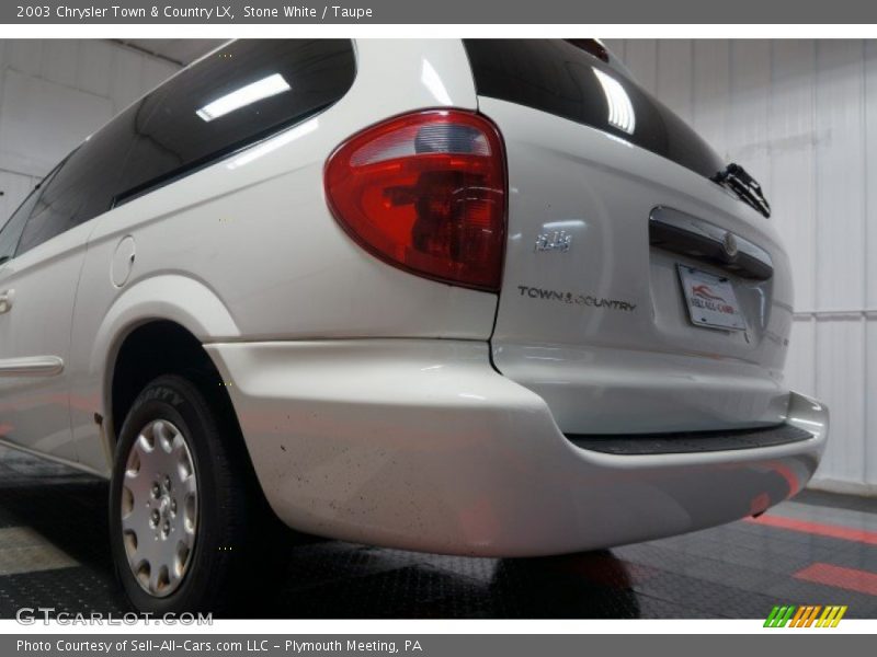 Stone White / Taupe 2003 Chrysler Town & Country LX