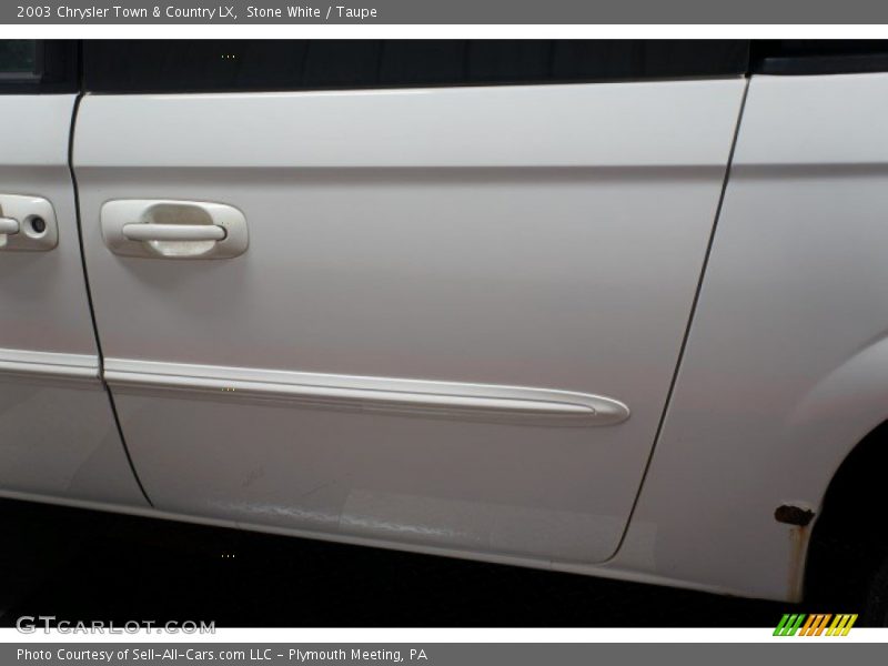 Stone White / Taupe 2003 Chrysler Town & Country LX